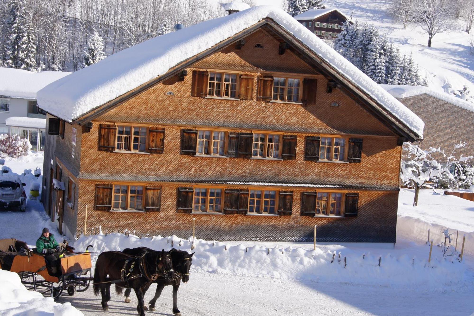 Naze'S Hus Mellau Hotel Bagian luar foto