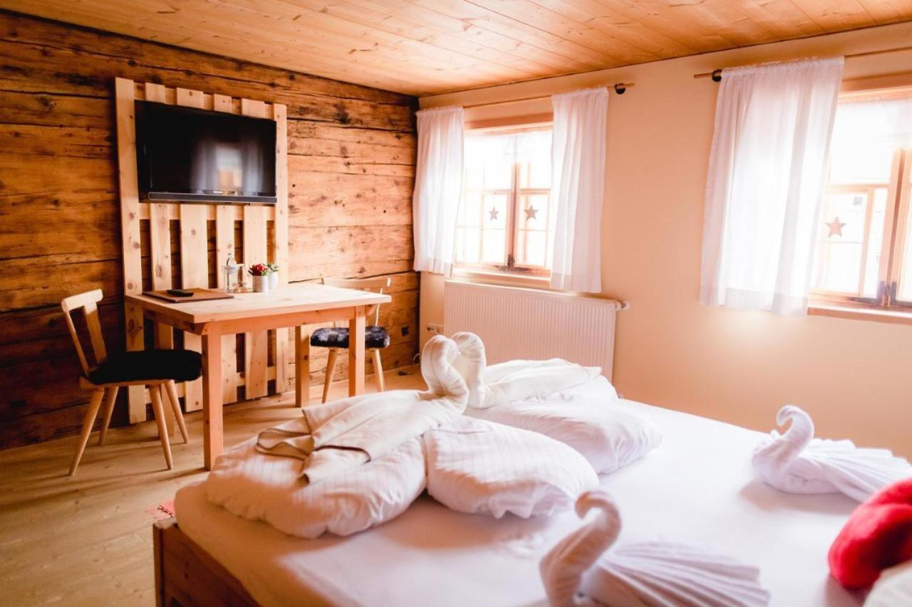 Naze'S Hus Mellau Hotel Bagian luar foto