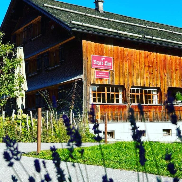 Naze'S Hus Mellau Hotel Bagian luar foto